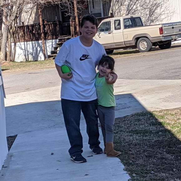 Meet your Posher, Kris - Picture 3 of 6